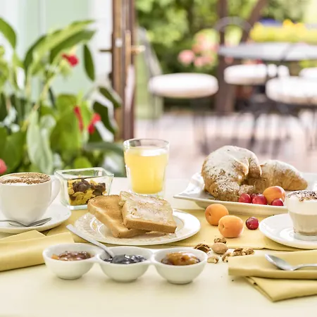 Serravalle Golf Hotel