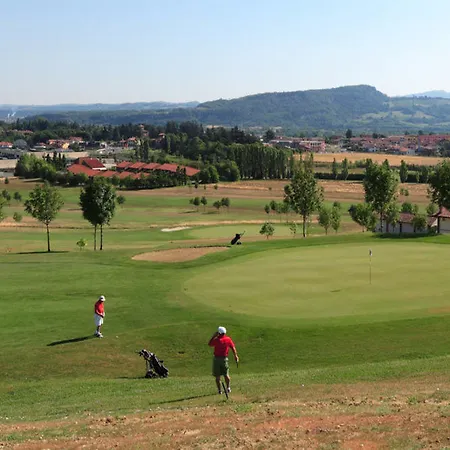 Serravalle Golf 4*