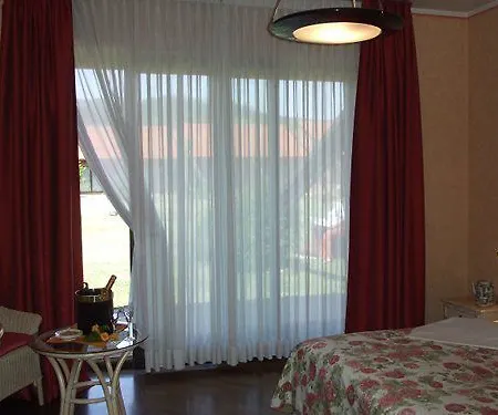 Serravalle Golf 4*