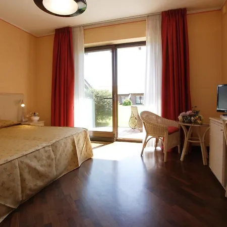 Serravalle Golf 4* סראוואלה סקריביה